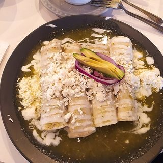 Enchiladas verdes